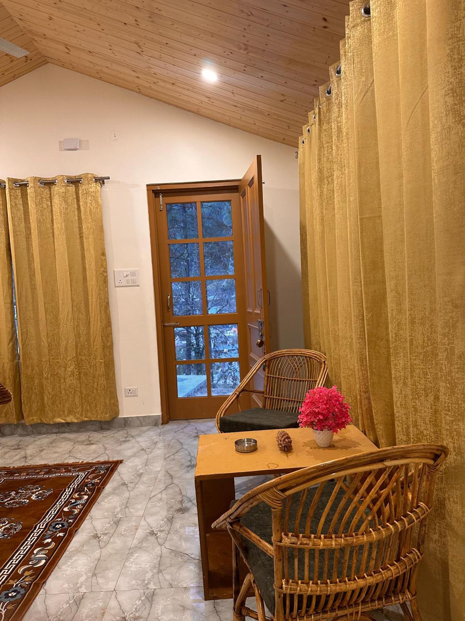 Ahava Kasol Riverside Cafe And Cottages エクステリア 写真
