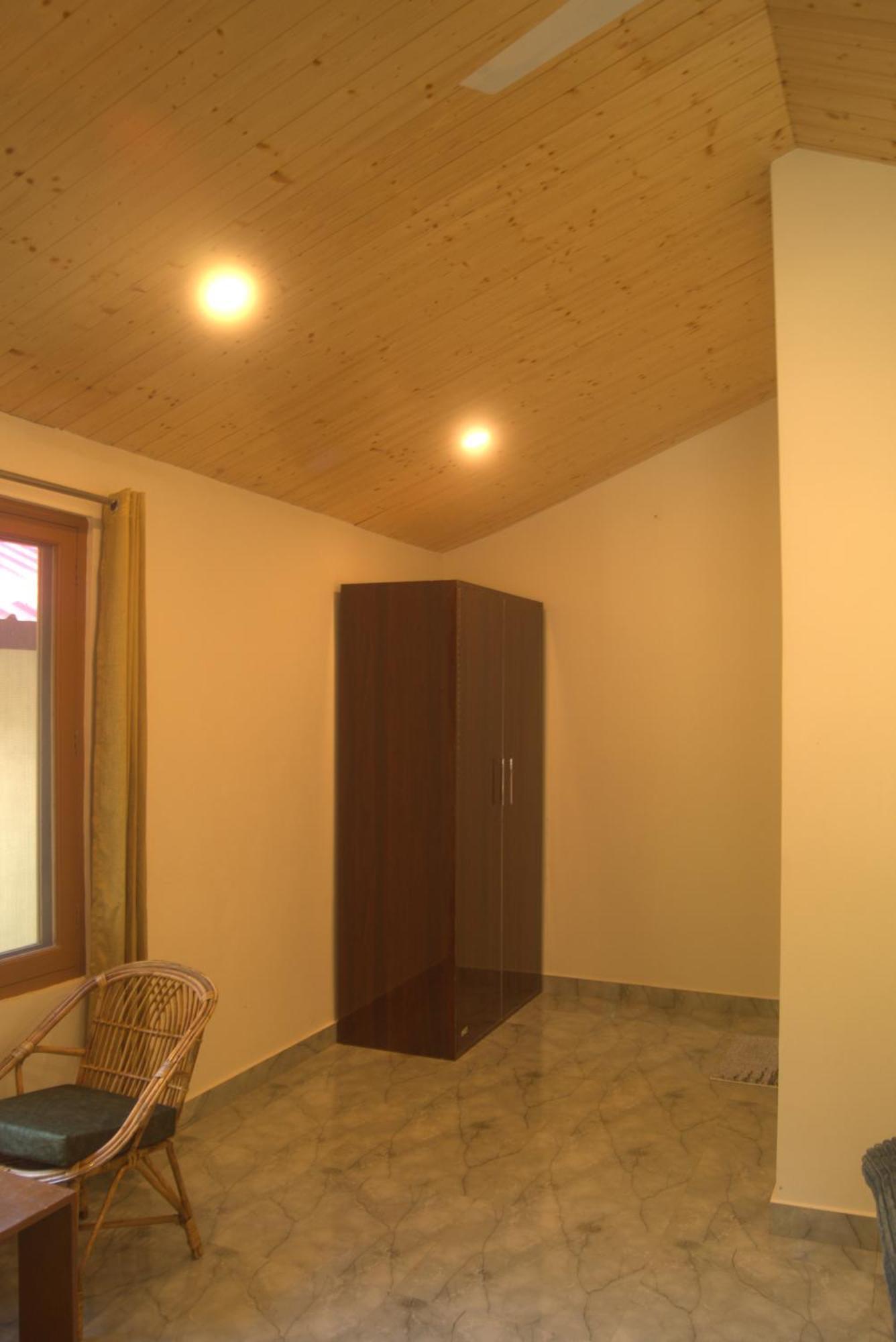 Ahava Kasol Riverside Cafe And Cottages エクステリア 写真