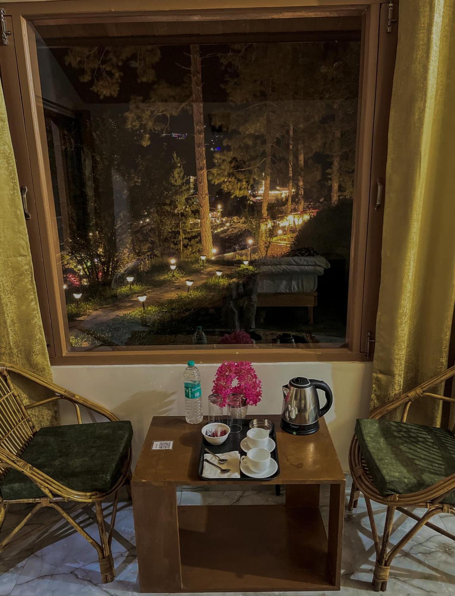 Ahava Kasol Riverside Cafe And Cottages エクステリア 写真