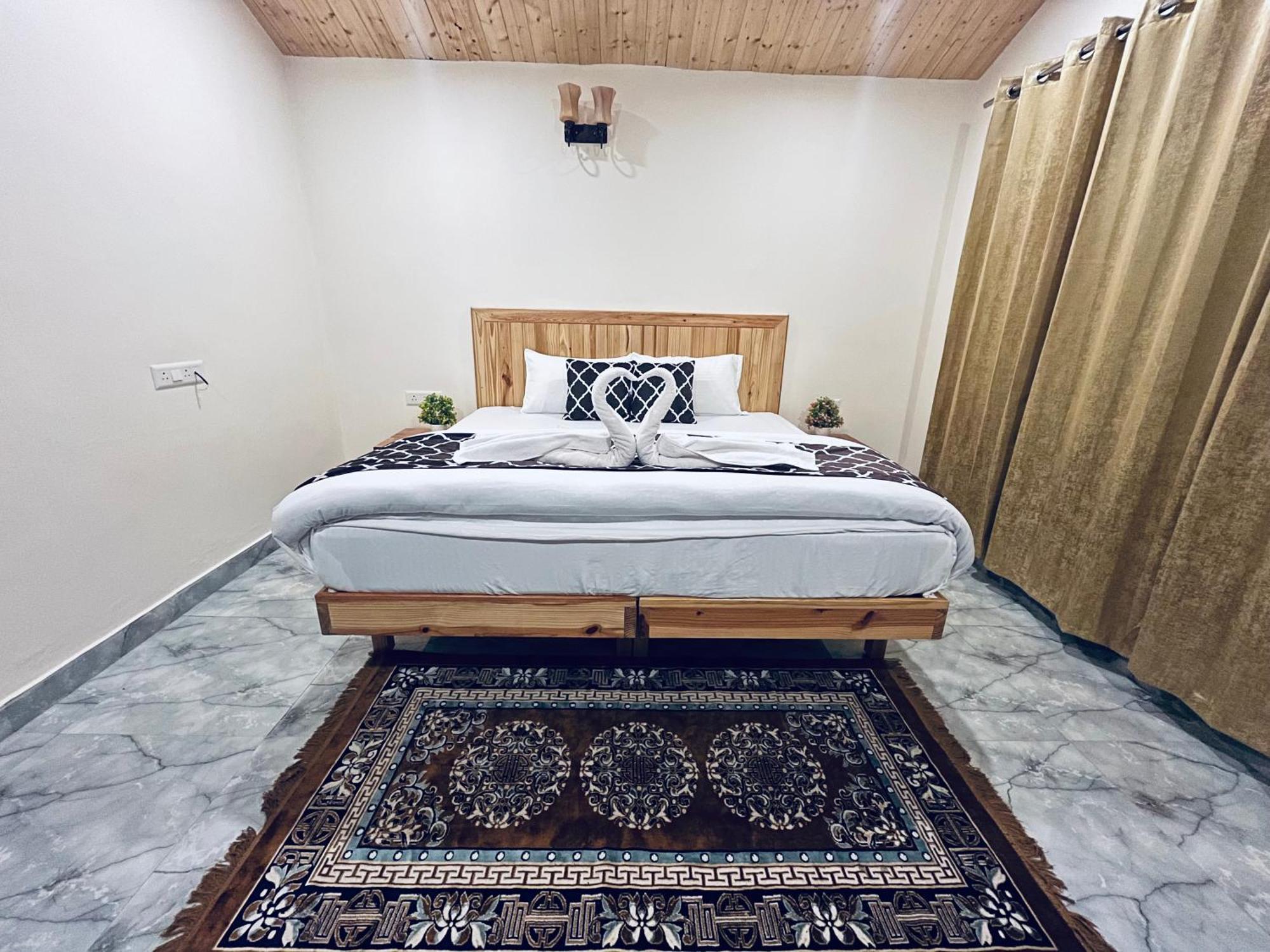 Ahava Kasol Riverside Cafe And Cottages エクステリア 写真